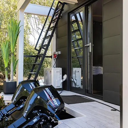 بوتيل La Mare Boathouse, تالين